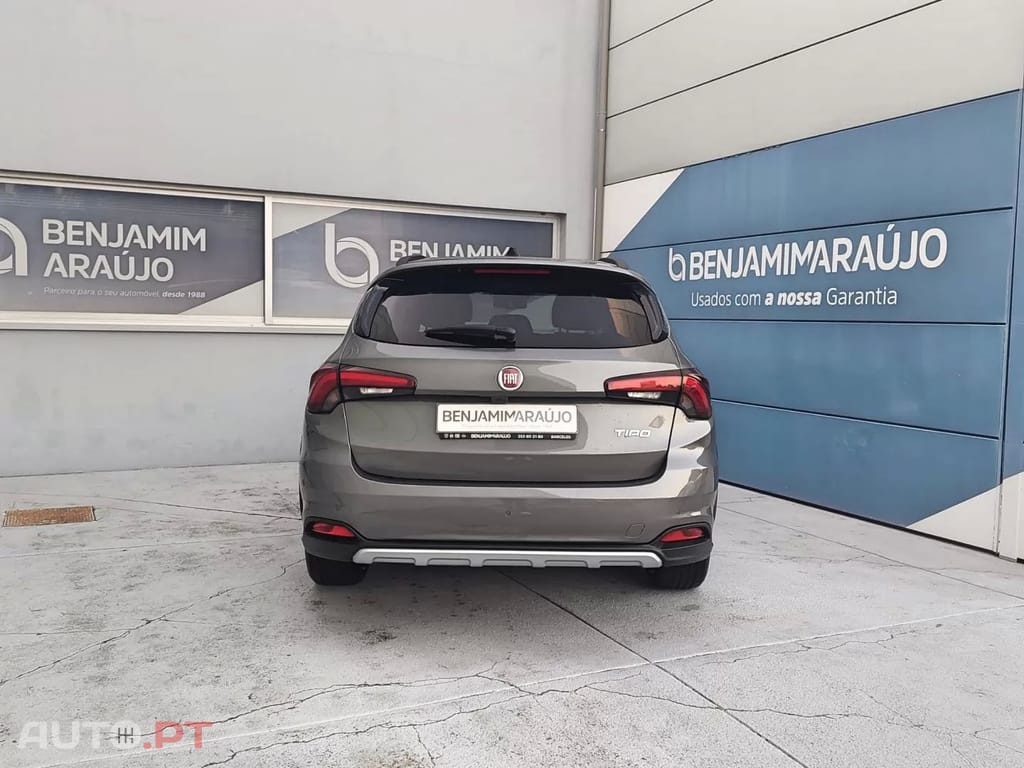 Fiat Tipo 1.0 GSE T3 Cross