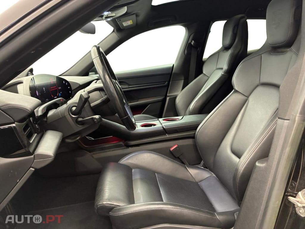 Porsche Taycan CT 4