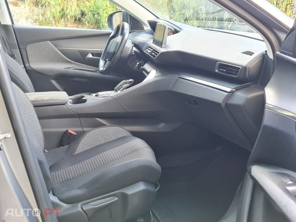 Peugeot 3008 1.6 BlueHDi Active