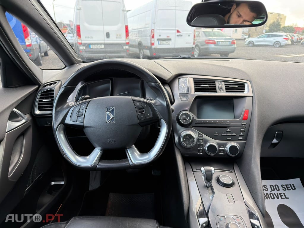 Citroen DS5 2.0 HDi Hybrid4 Sport Chic CMP6