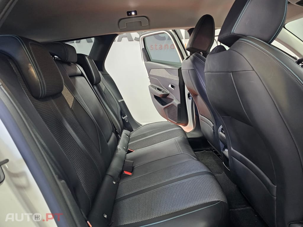 Peugeot 308 1.2 PureTech Allure Pack EAT8