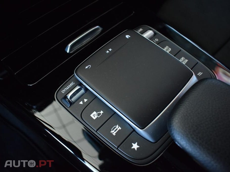 Mercedes-Benz CLA 200 d Shooting Brake AMG Line Aut.