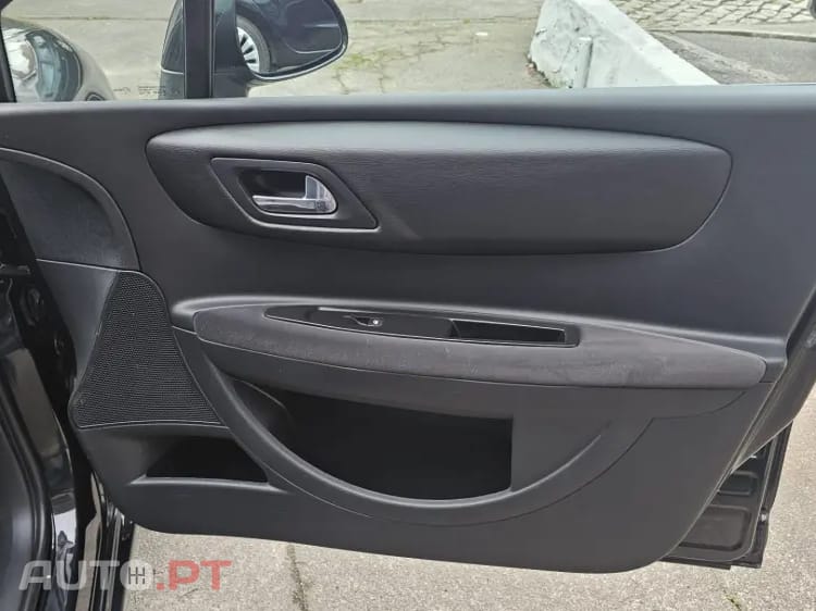 Citroen C4 1.4 16V SX
