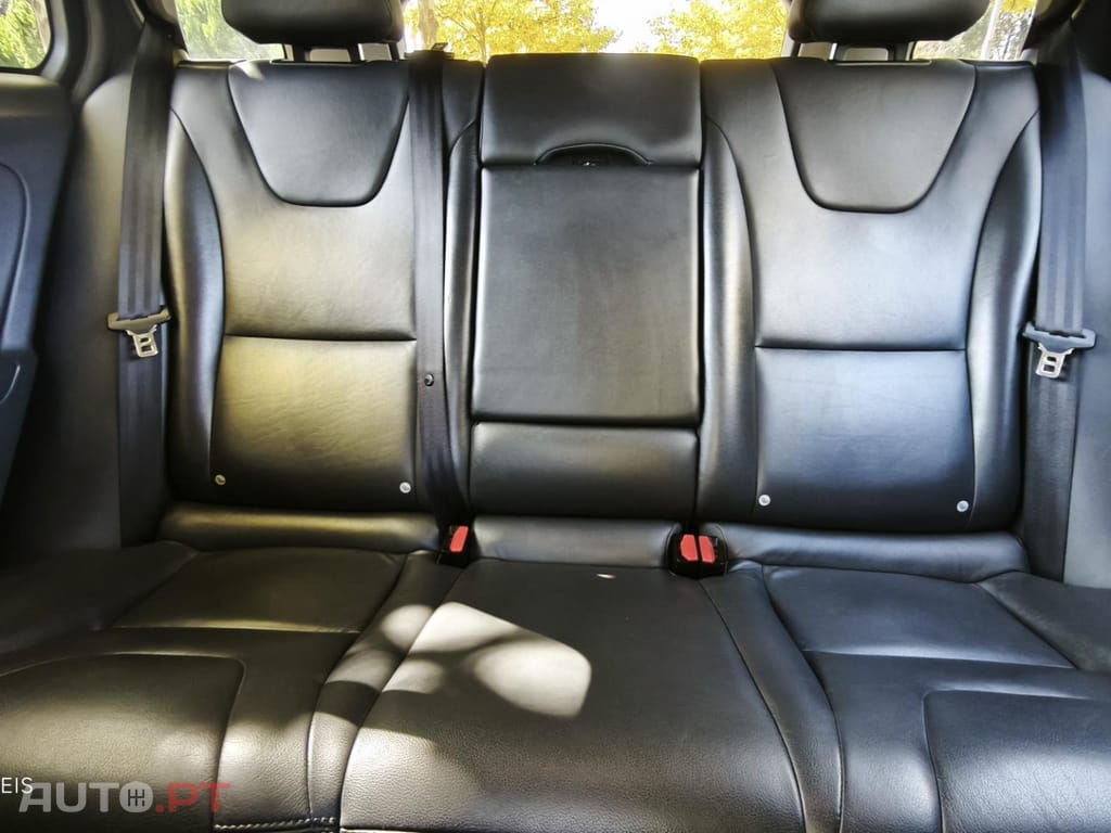 Volvo V60 1.6 D2 Summum Eco