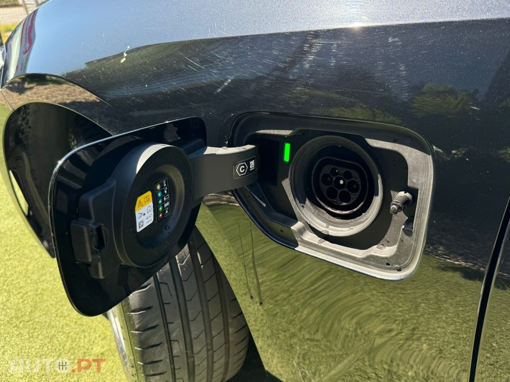 BMW 330 e Touring Auto