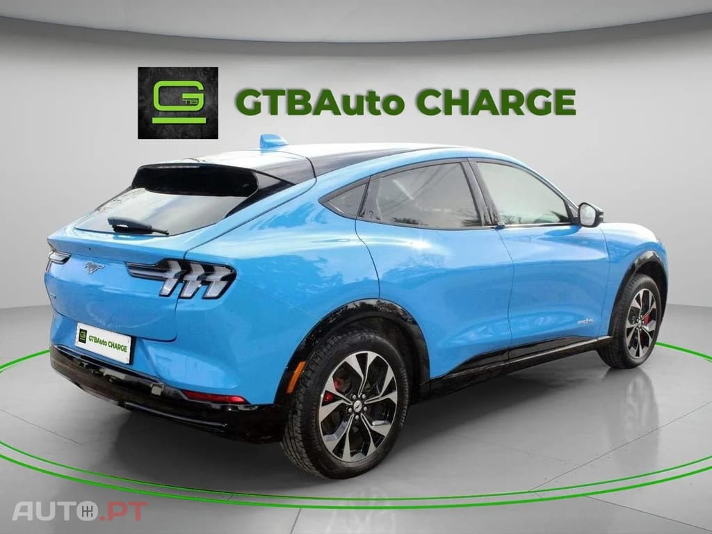 Ford Mustang Mach-E Standard Range