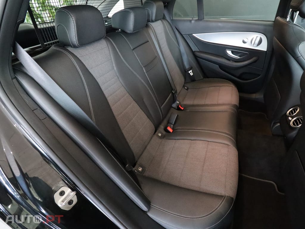 Mercedes-Benz E 300 de T 9G-TRONIC