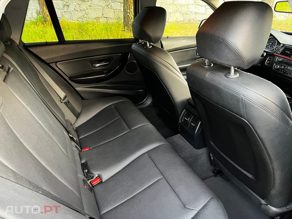 BMW 318 d Touring Line Sport