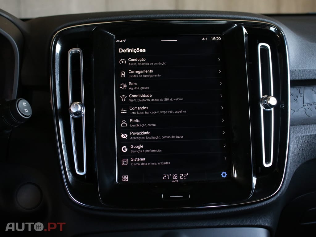 Volvo XC40 Recharge Core