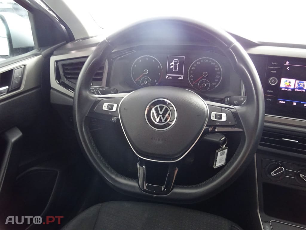 Volkswagen Polo 1.0 Confortline