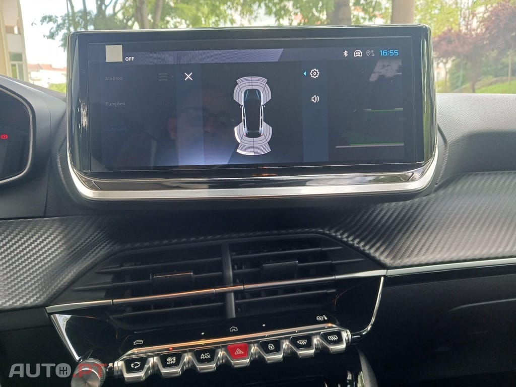 Peugeot 208 1.2 Hybrid Allure e-DCS6