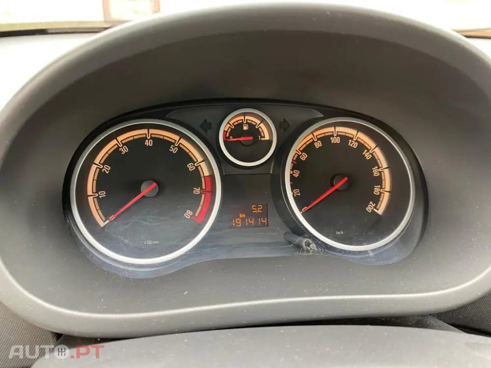 Opel Corsa 1.2 Enjoy