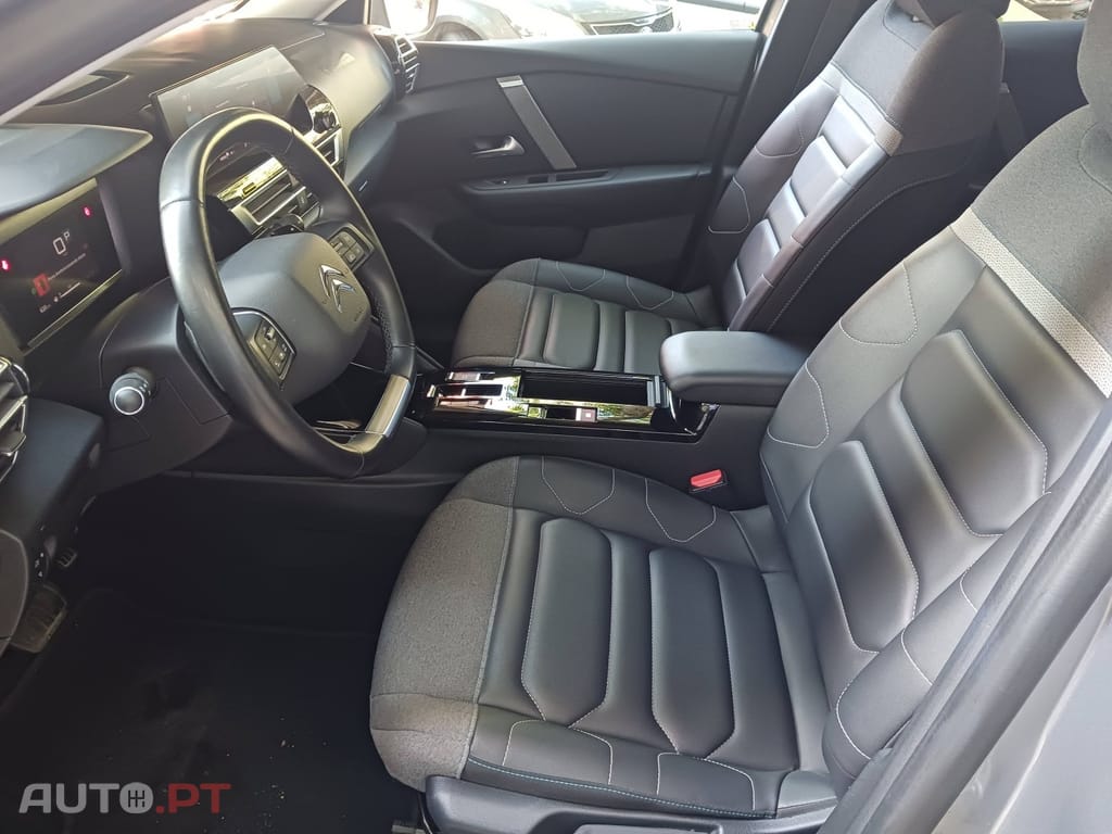 Citroen C4 1.5 BlueHDi Shine Pack EAT8