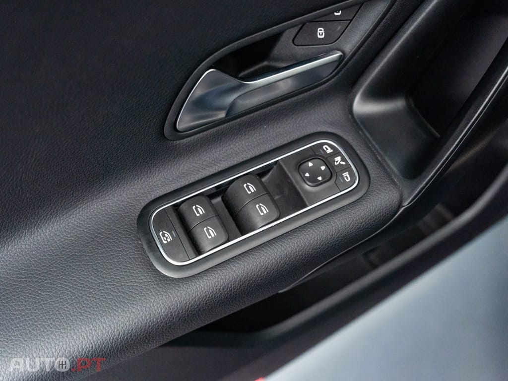 Mercedes-Benz A 250 e Style Plus