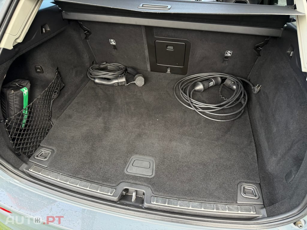 Volvo XC60 2.0 T6 PHEV Inscription Expression AWD