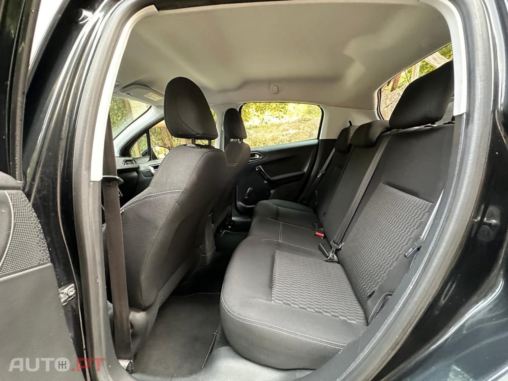 Peugeot 208 E-HDi 92 Stop&Start Active