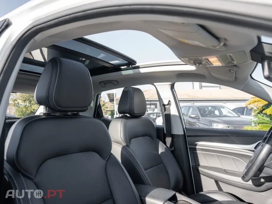 MG ZS EV 44.5 kWh Luxury