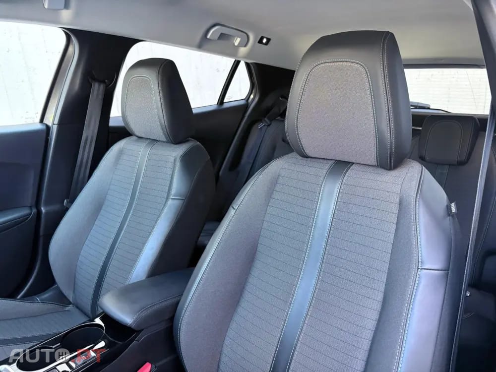 Peugeot 2008 1.2 PureTech Allure