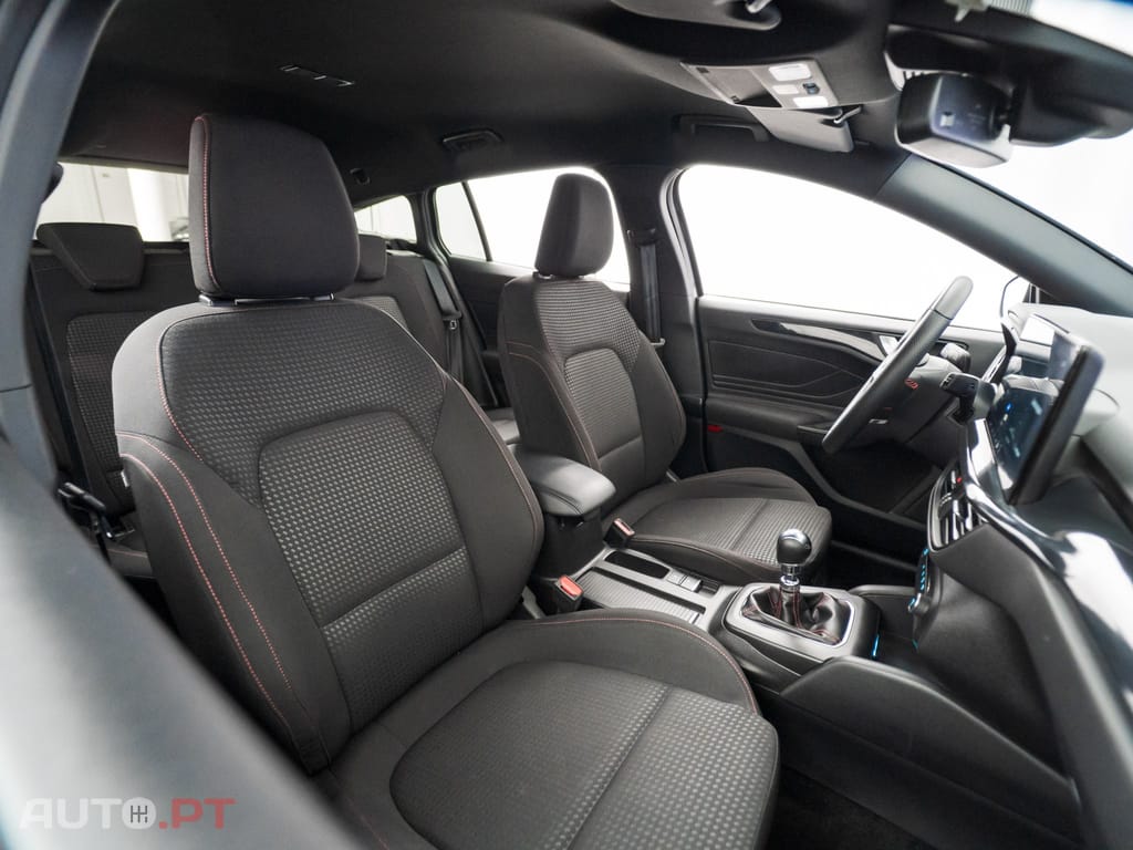Ford Focus SW 1.0 EcoBoost MHEV ST-Line
