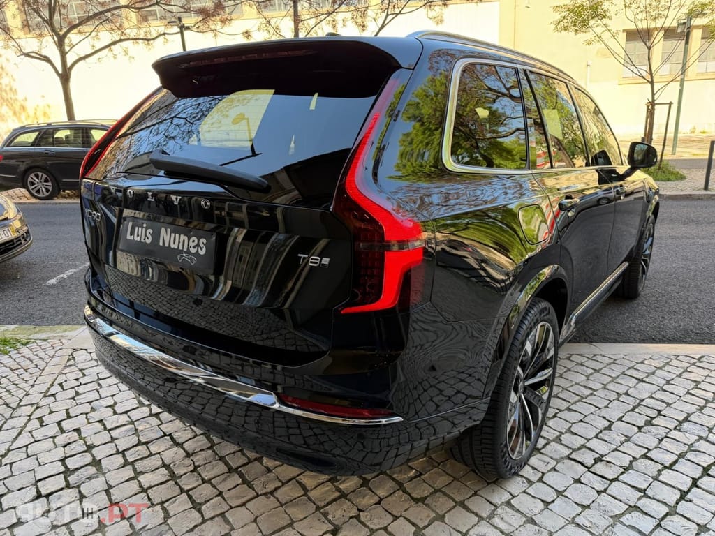Volvo XC90 2.0 T8 PHEV Plus Dark AWD