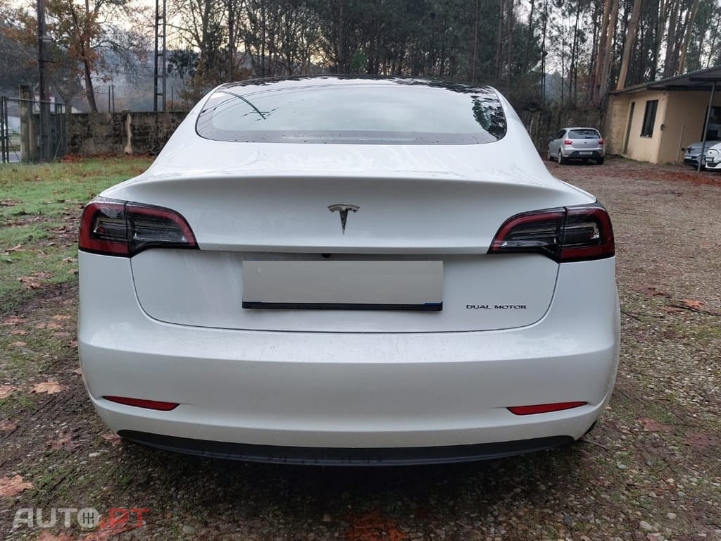 Tesla Model 3 Long Range AWD Dual Motor