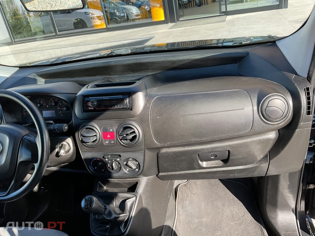 Fiat Fiorino 1.3 M-jet Adventure com 1GD