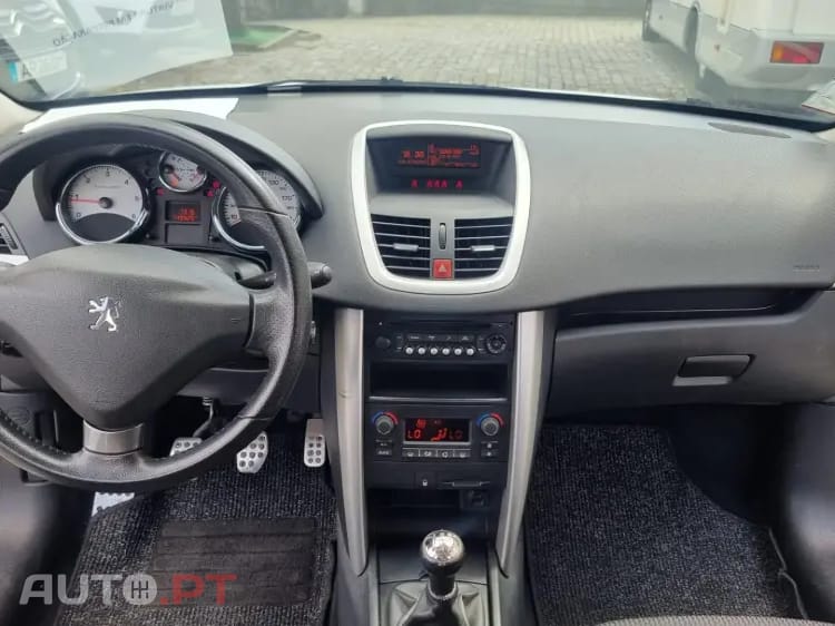 Peugeot 207 SW 1.6 HDi Sportium