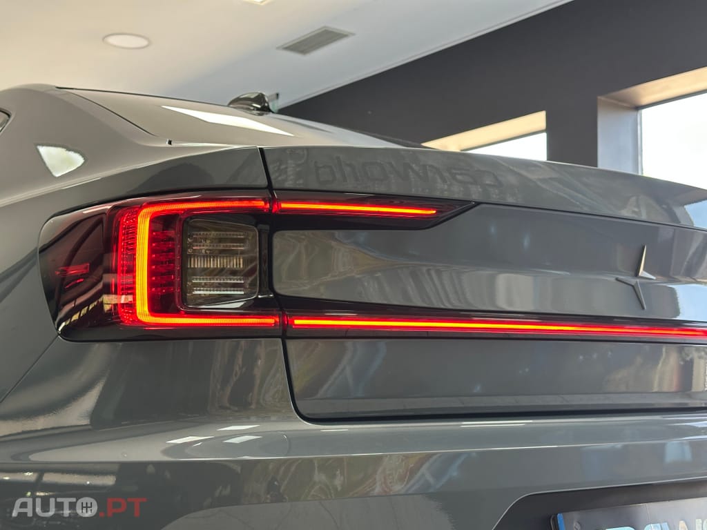 Polestar 2 Dual Motor Long Range 78 kWh AWD Performance