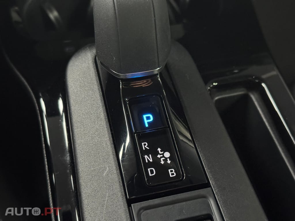 Toyota Prius 2.0 Plug-in Luxury