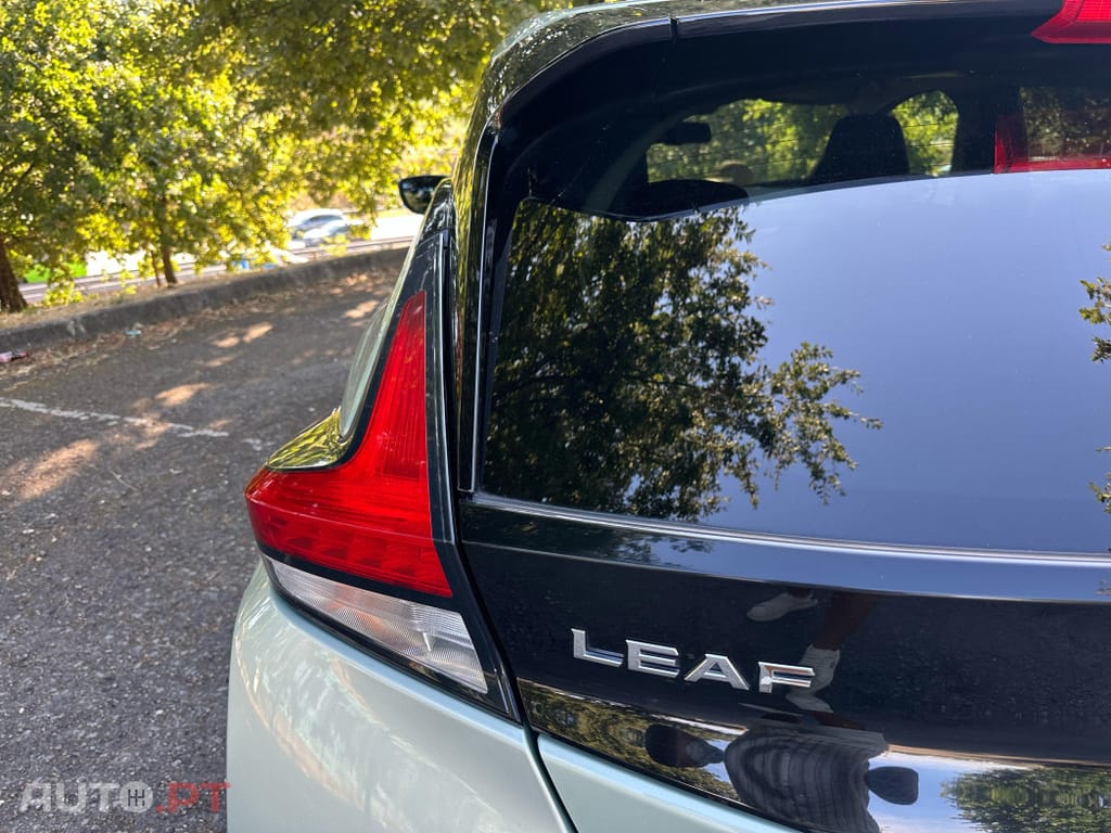 Nissan Leaf Tekna ProPilot Park