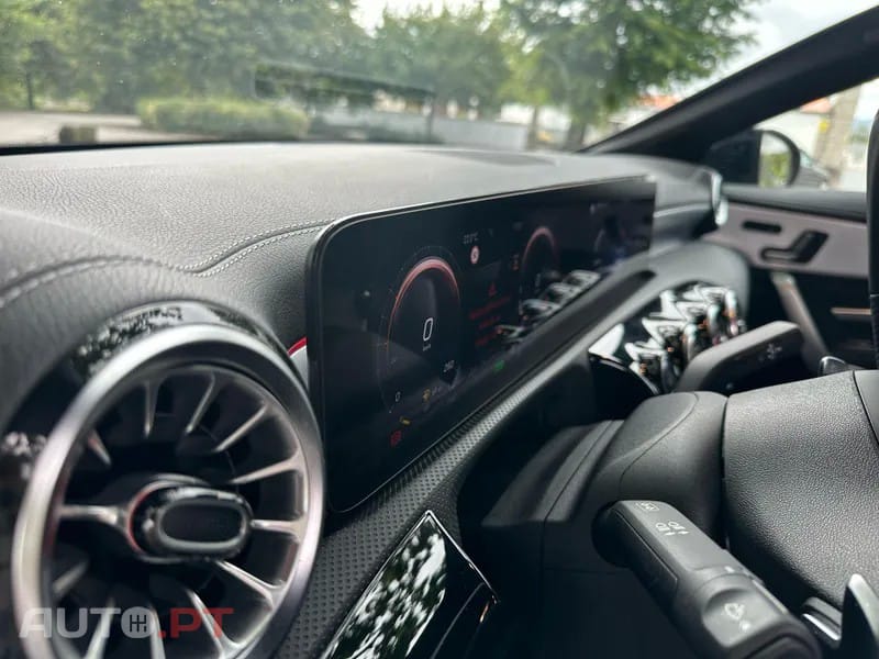 Mercedes-Benz CLA 250 e AMG Line