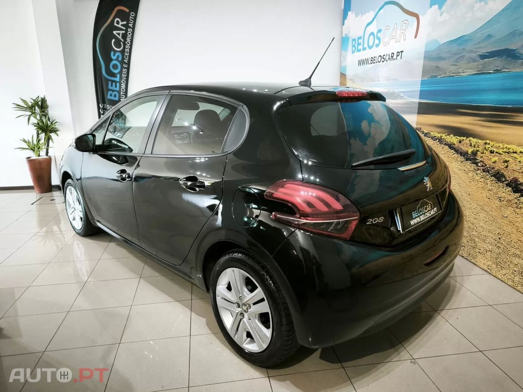 Peugeot 208 PureTech 82 Start & Stop Style