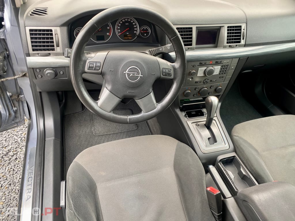 Opel Vectra Caravan 1.9 CDTi Cosmo Aut