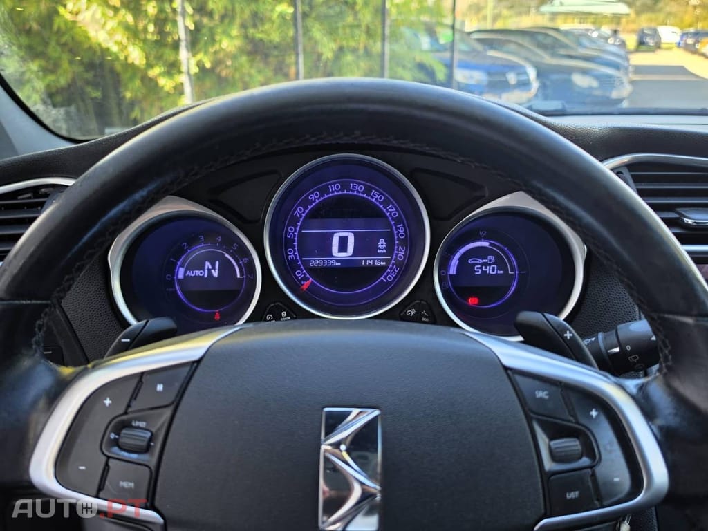 Citroen DS4 1.6 e-HDi So Chic CMP6