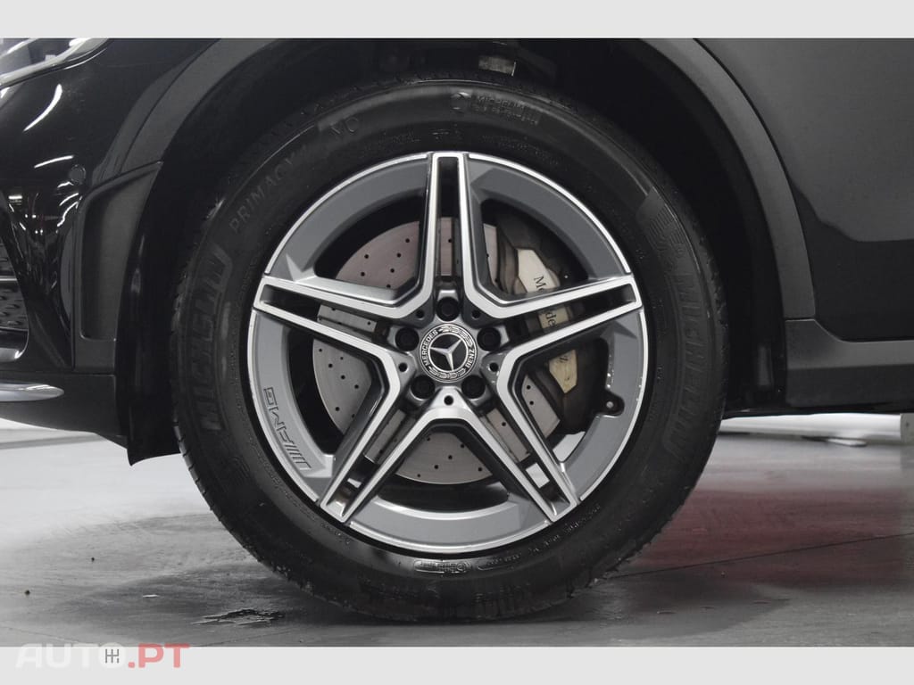 Mercedes-Benz GLC 300 e 4MATIC AMG Line