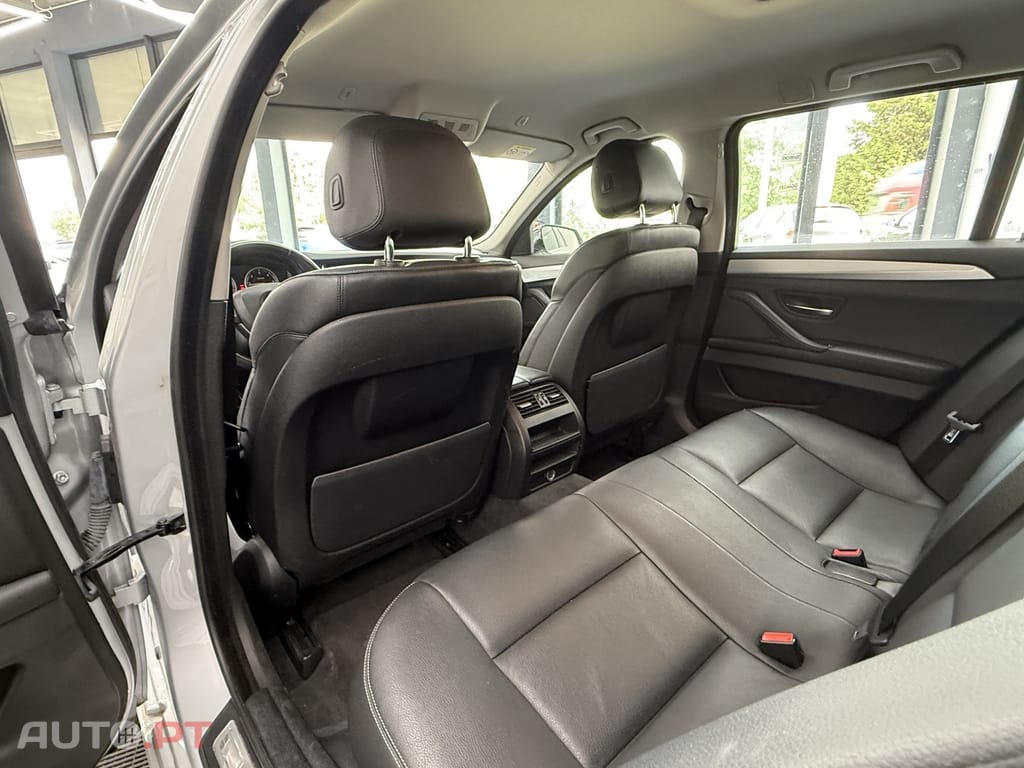 BMW 525 d Line Luxury Auto