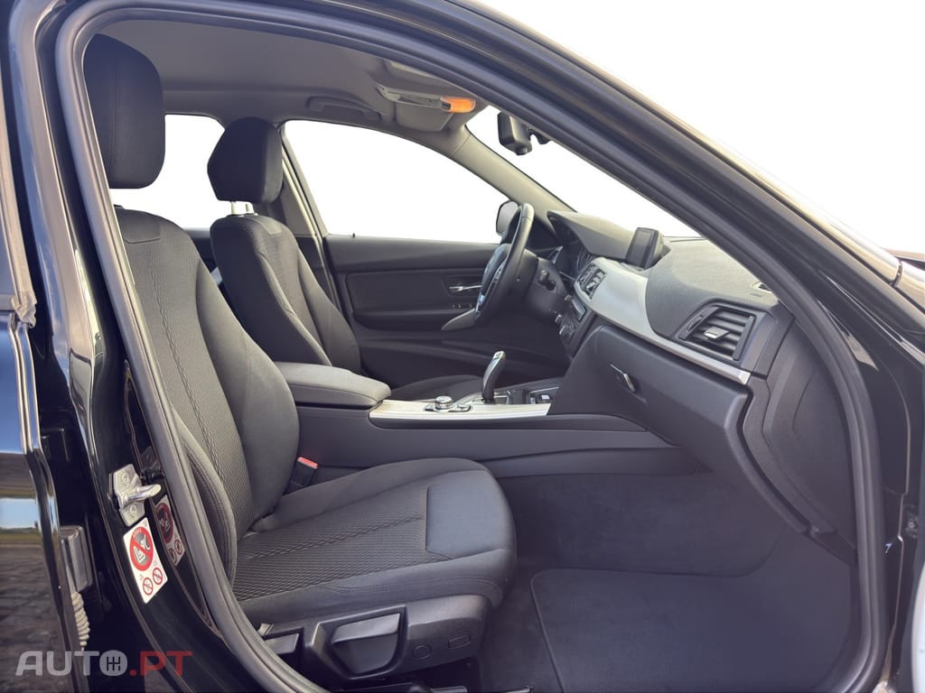 BMW 318 d Touring Auto