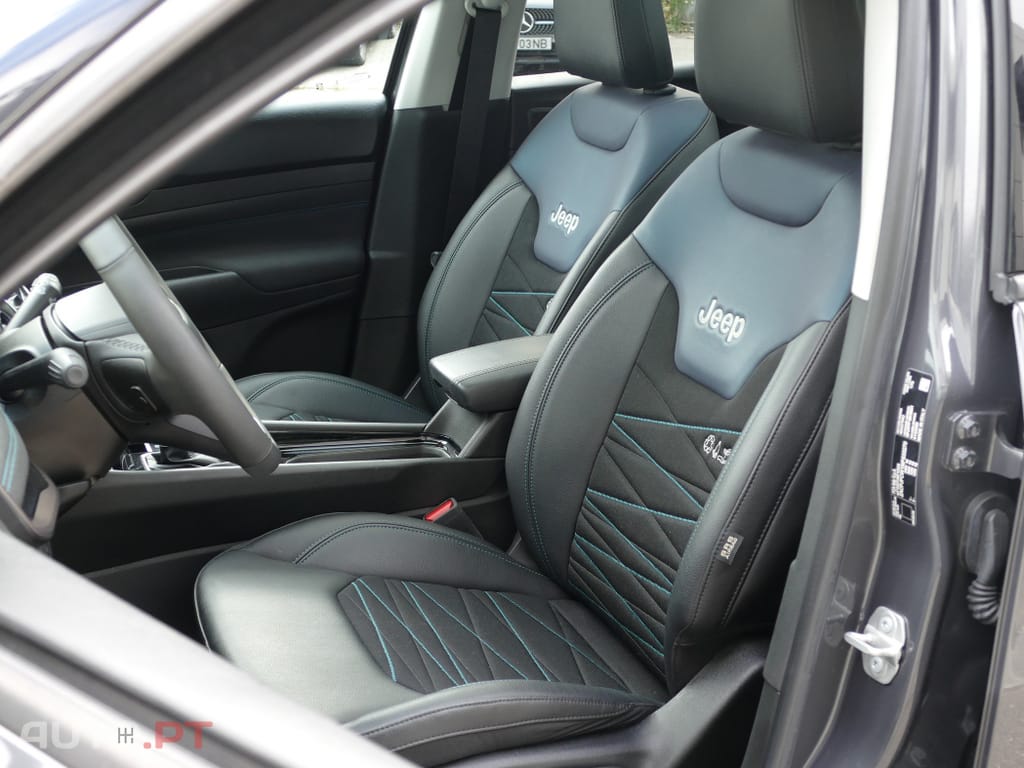 Jeep Compass 1.3 TG 4Xe Trailhawk