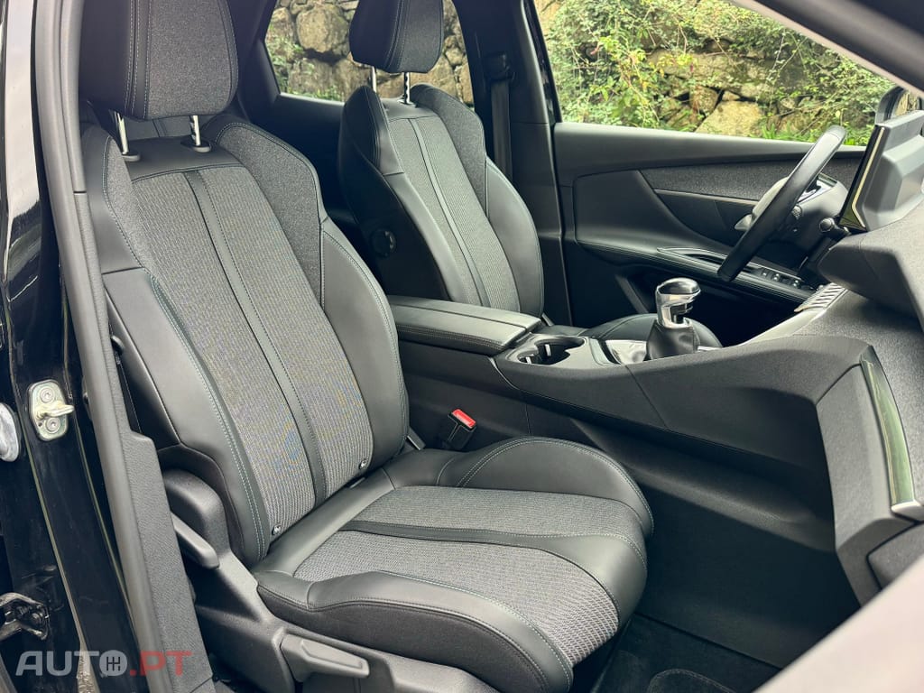 Peugeot 3008 1.5 BlueHDi Allure Pack