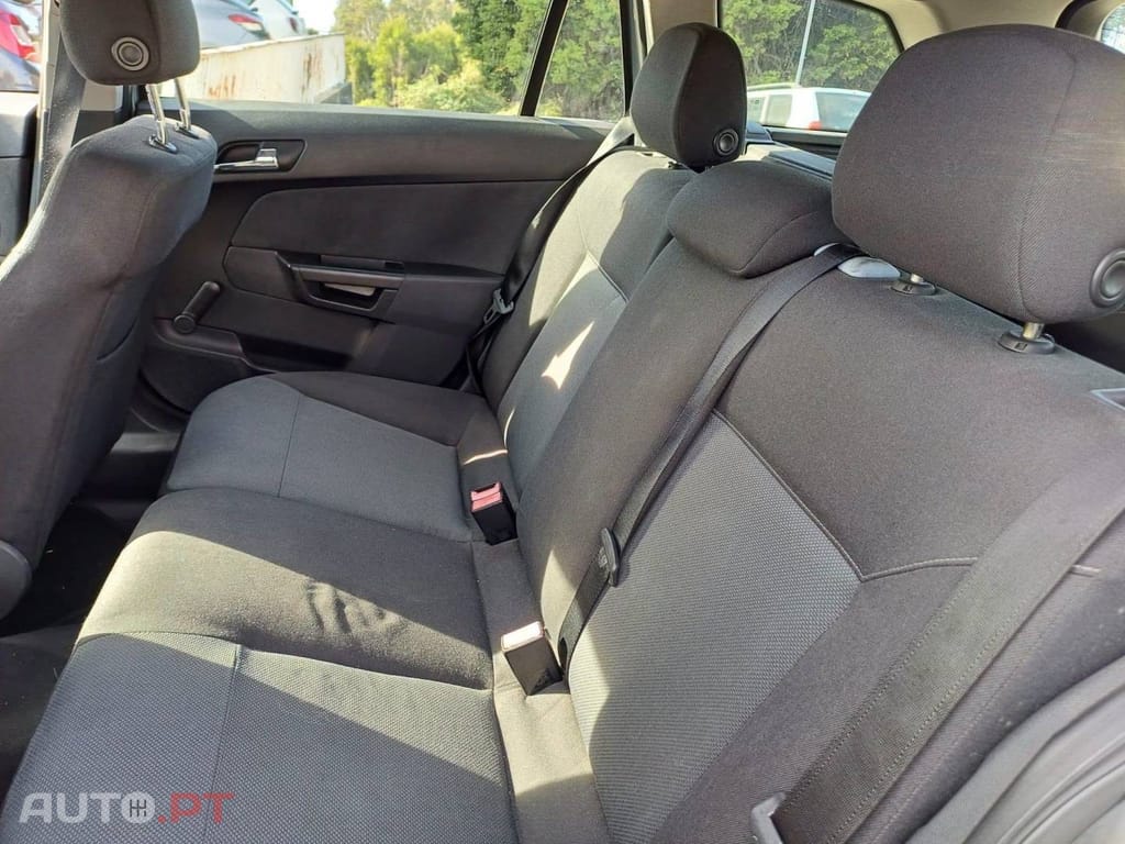 Opel Astra Caravan 1.3 CDTi Elegance