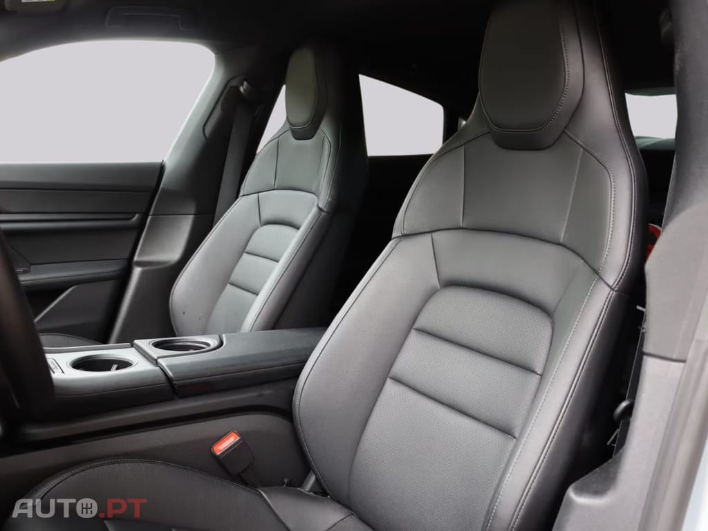 Porsche Taycan 4S I.V.A DEDUTIVEL