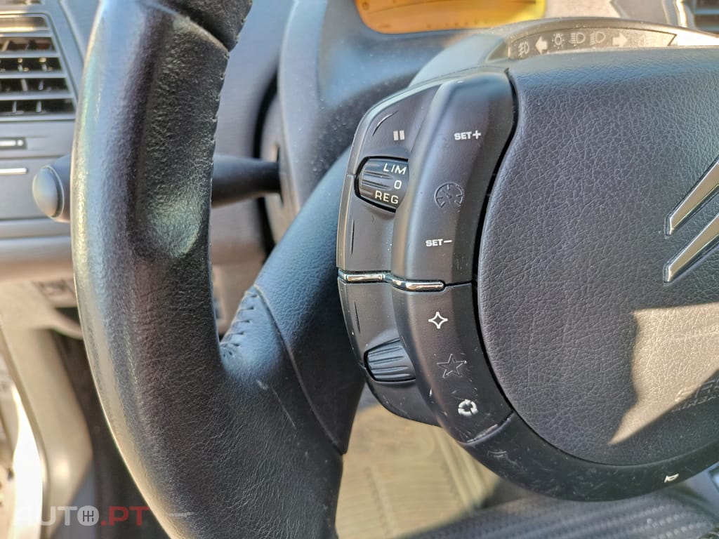 Citroen C4 1.6 HDi 110 cv VTR Pack
