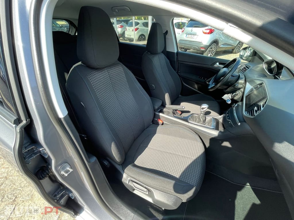 Peugeot 308 1.2 PureTech Style