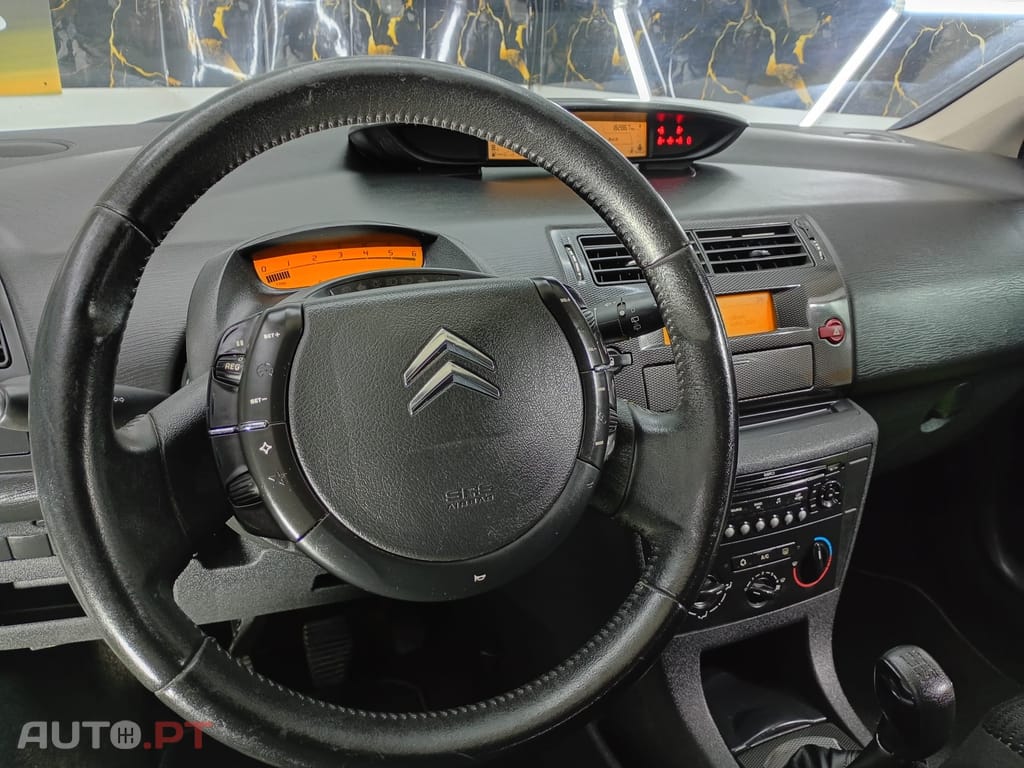 Citroen C4 1.6 HDi Exclusive