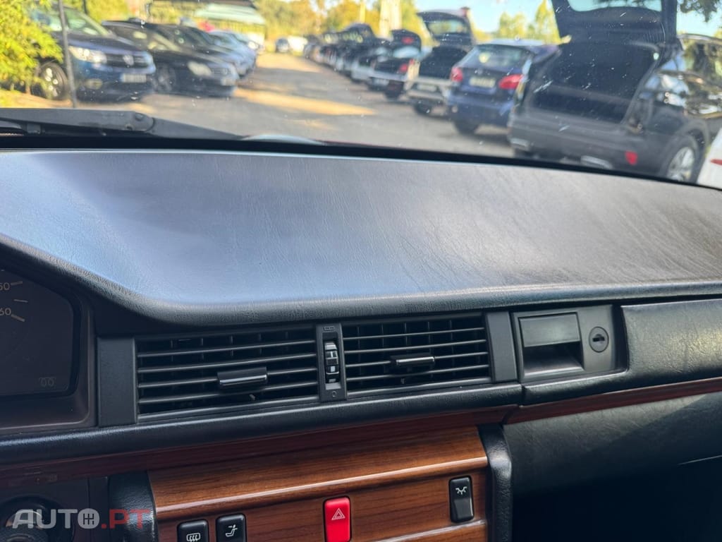 Mercedes-Benz E 250 TD