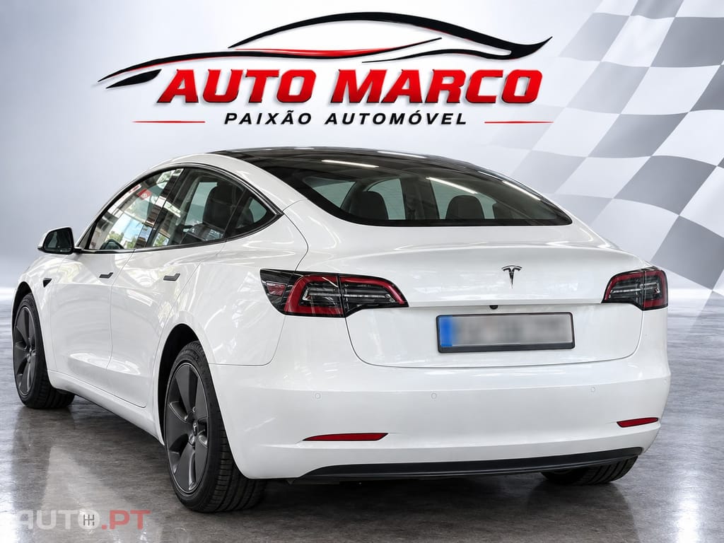 Tesla Model 3 Standard Range Plus RWD