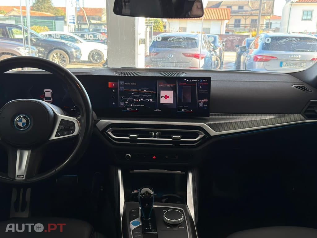 BMW i4 eDrive40 Pack Desportivo M