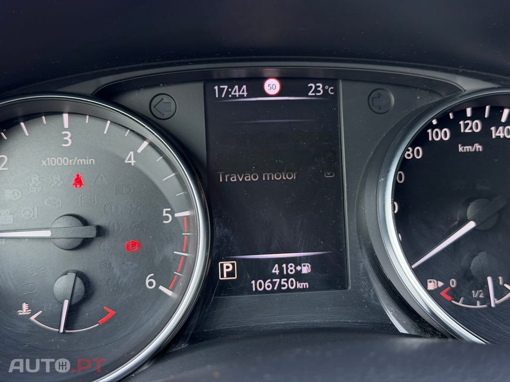 Nissan Qashqai 1.6 dCi Tekna Premium Pele Preta Xtronic