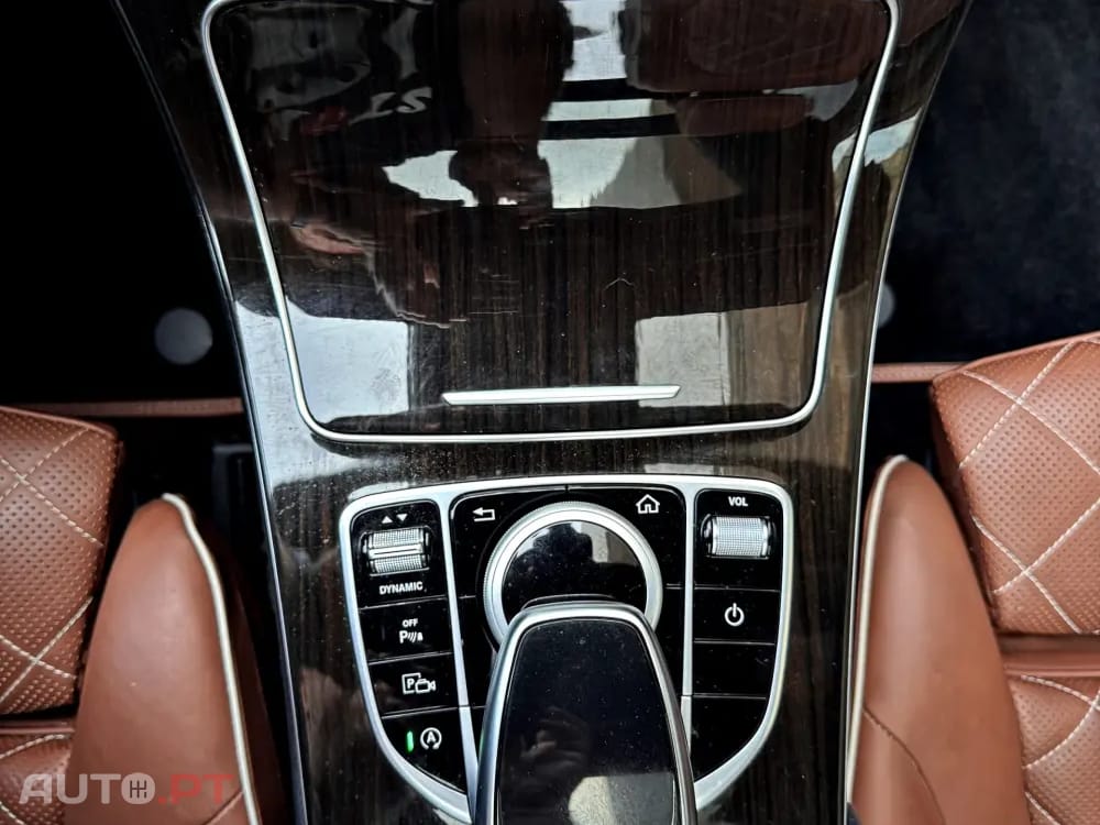 Mercedes-Benz C 220 d 9G-TRONIC AMG Line
