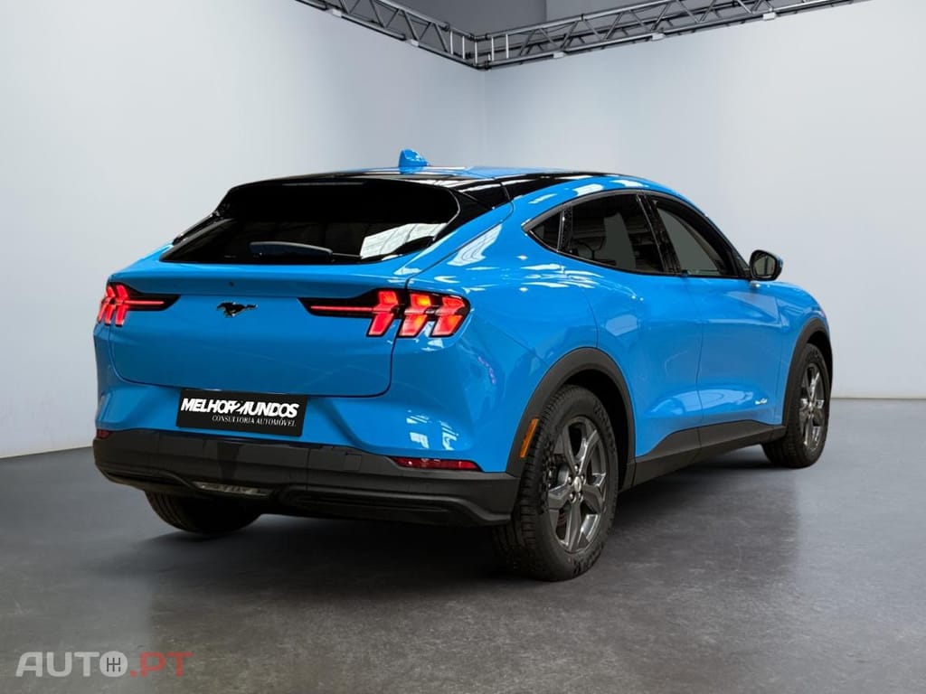 Ford Mustang Mach-E Standard Range